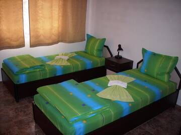 Фотографии Гостевой дом Georgievi Guest House г. Поморие (Болгария) №3 Фото Гостевой дом Georgievi Guest House г. Поморие 3