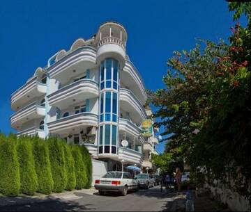 Фото Отель Hotel Paros 2 г. Поморие 1