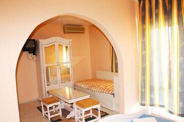 Фото номера Номер-студио с балконом Отель Hotel Paros 2 г. Поморие 15