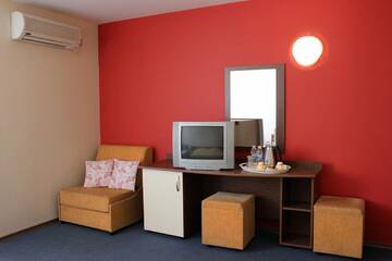 Фото номера Улучшенный двухместный номер с 1 кроватью и балконом Отель Hotel Electra г. Поморие 7