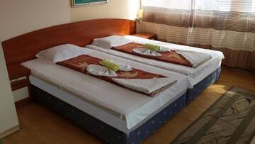 Фото номера Полулюкс с видом на море Гостевой дом Guest House Margarita г. Поморие 12