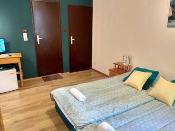 Фото номера Двухместный номер эконом-класса с 1 кроватью Гостевой дом Guest House Sunflowers г. Поморие 2