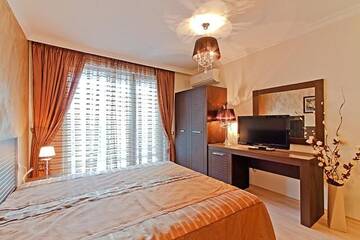 Фото номера Номер-студио с балконом Апарт-отели Boutique Rose Gardens apartments г. Поморие 14
