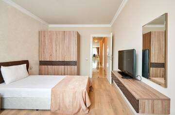 Фото номера Апартаменты с 2 спальнями Апарт-отели Boutique Rose Gardens apartments г. Поморие 7