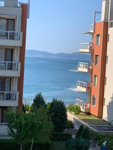 Фото Курортные отели Apartments Helios г. Поморие 4