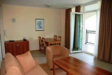 Фото номера Апартаменты с видом на море Апарт-отели Private Apartment in 5-star Sunset Resort, Aparthotel г. Поморие 19
