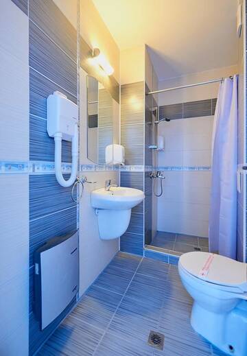 Фото номера Полулюкс с видом на море Отель Family Hotel Regata г. Поморие 11