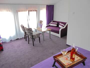 Фото номера Двухместный номер с 1 кроватью - Мансарда Отель Hotel Zeus г. Поморие 5
