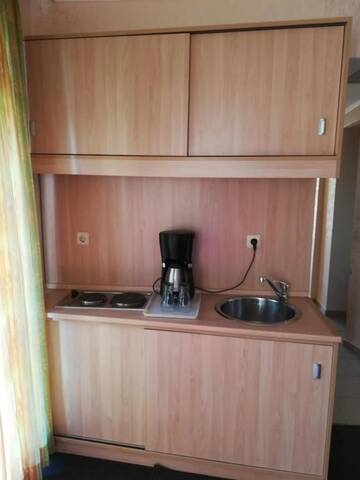 Фото номера Апартаменты с 1 спальней (для 4 взрослых) Отель Hotel Zeus г. Поморие 13