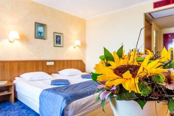 Фото номера Двухместный номер «Комфорт» с 1 кроватью, вид на море Отель Saint George Hotel &amp; Medical Spa г. Поморие 2