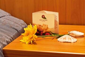 Фото номера Семейный номер Отель Saint George Hotel &amp; Medical Spa г. Поморие 3