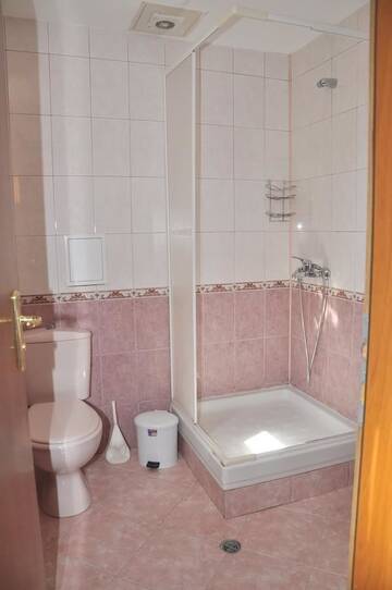 Фото номера Двухместный номер с 1 кроватью и балконом Отель Hotel St. Nikola г. Поморие 5