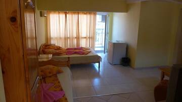 Фото номера Люкс с 2 спальнями и балконом Гостевой дом Fener Guest House г. Поморие 15