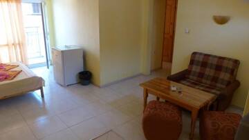 Фото номера Люкс с 2 спальнями и балконом Гостевой дом Fener Guest House г. Поморие 18