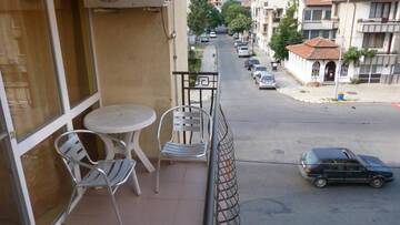 Фото номера Трехместный номер с балконом Гостевой дом Fener Guest House г. Поморие 19