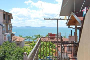 Фото Гостевой дом Fener Guest House г. Поморие 1