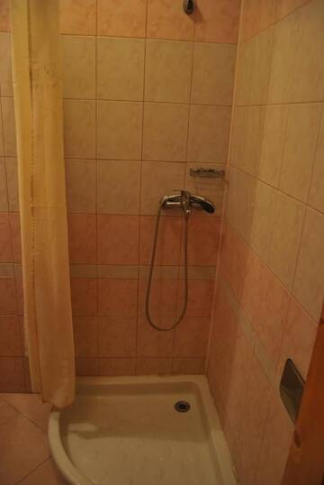 Фото номера Трехместный номер с балконом Гостевой дом Fener Guest House г. Поморие 12